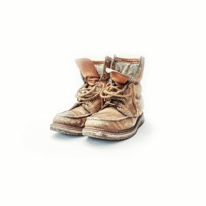 Chaussures à lacets en cuir marron